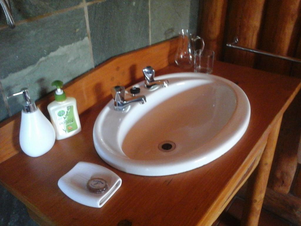 Greenfire Drakensberg Lodge Bonjaneni Oda fotoğraf